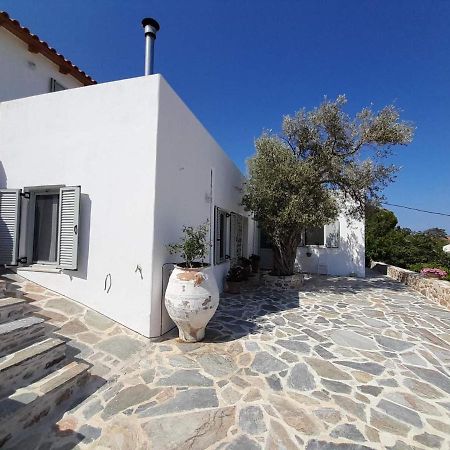 Villa Simantiri Pombia Εξωτερικό φωτογραφία