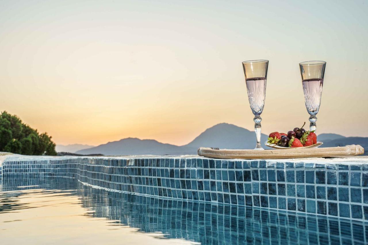 Villa Simantiri Pombia Εξωτερικό φωτογραφία